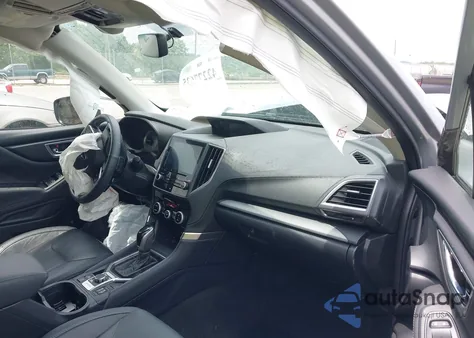 2021 Subaru Forester Limited z USA, uszkodzony, nr VIN JF2SKAUC9MH532420